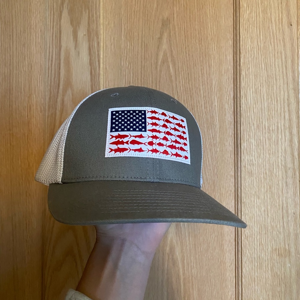 Men’s Columbia hat